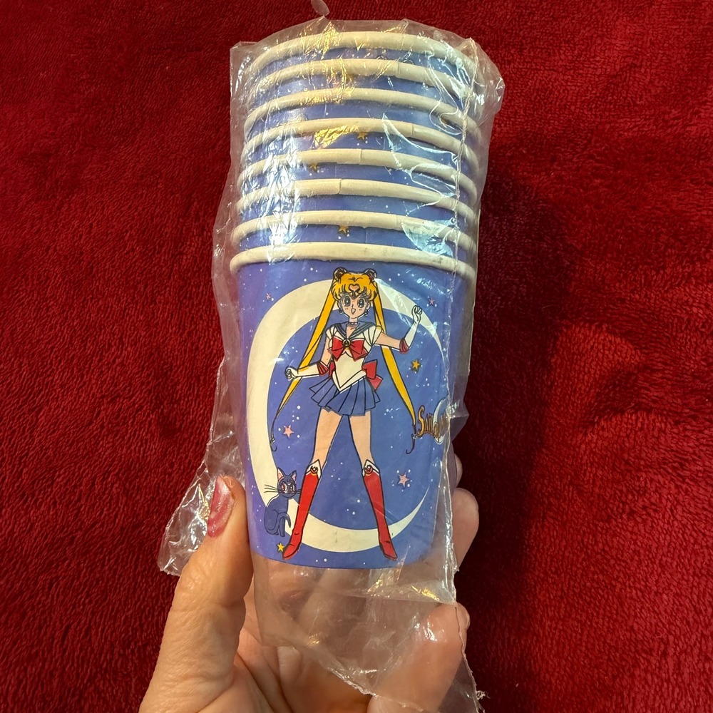Vintage‎ 1996 Sailor Moon 7oz Paper Cups 8pk Beach Products Anime Party Supplies